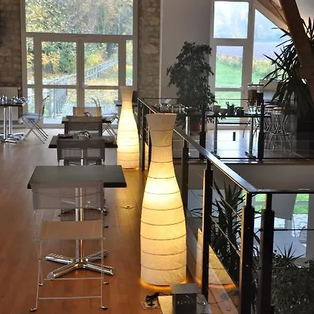 Le Clos Du Mont D'hor Bed & Breakfast 2*